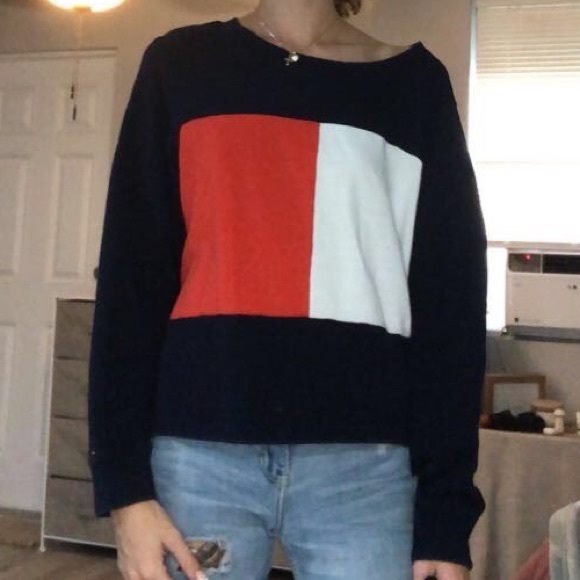 Tommy Hilfiger Tops - Navy Blue Tommy Hilfiger sweatshirt